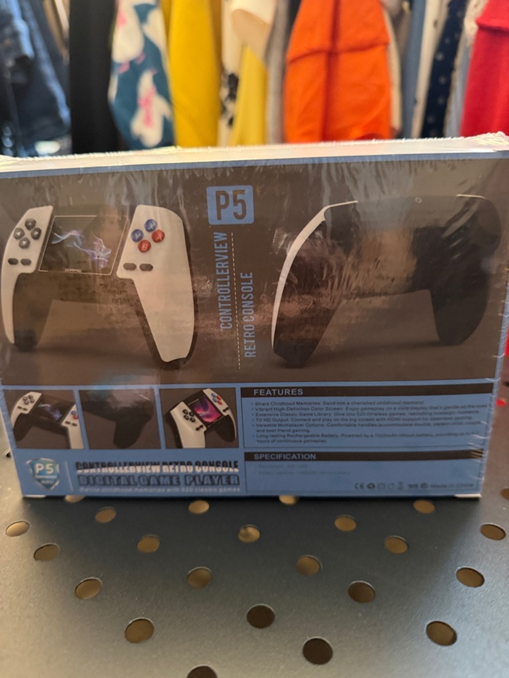 Retro Handheld Gaming Console - Red - Picture 3 of 5